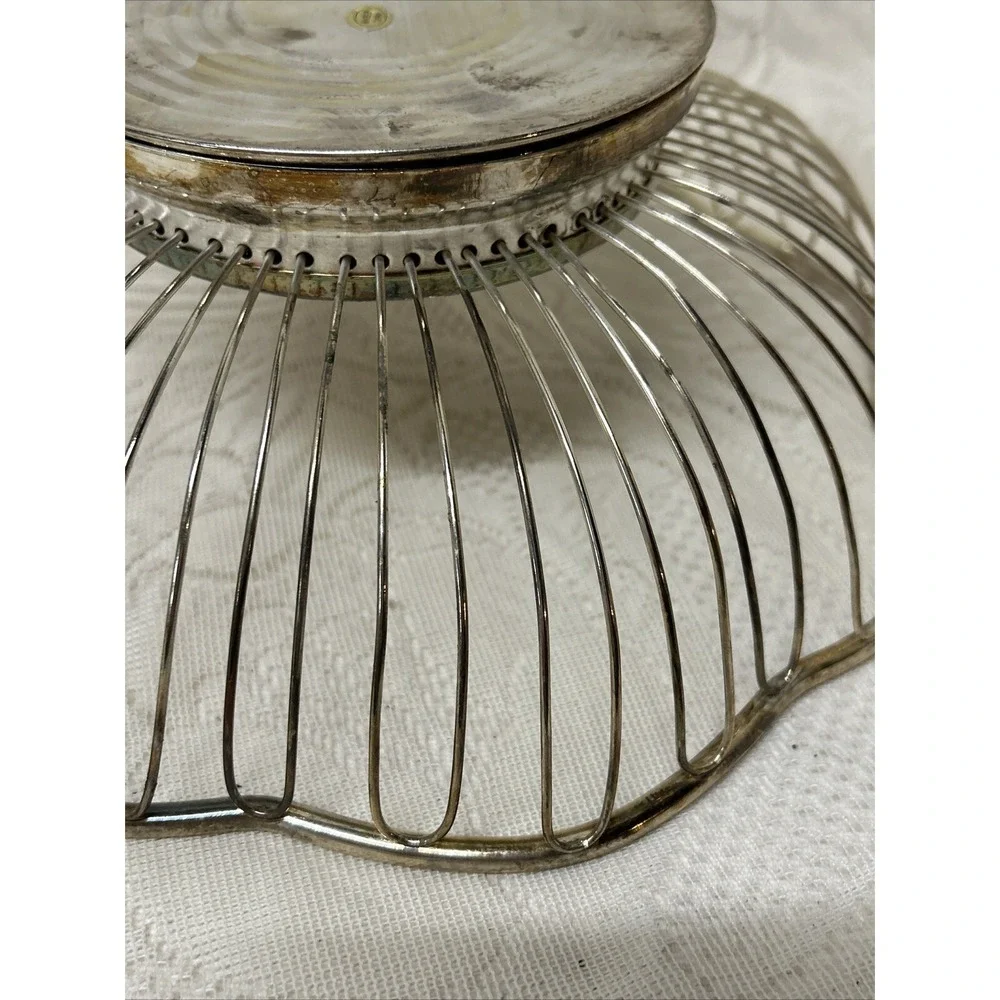 Vintage Deco‎ Silver Plate Wire Bread Fruit Basket With Scalloped Edges MCM